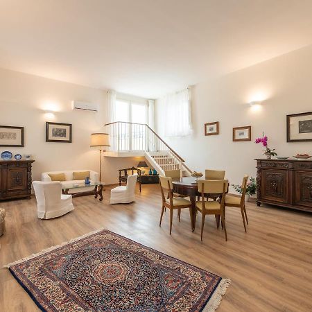 B&B Palazzo Merello 칼리아리 외부 사진
