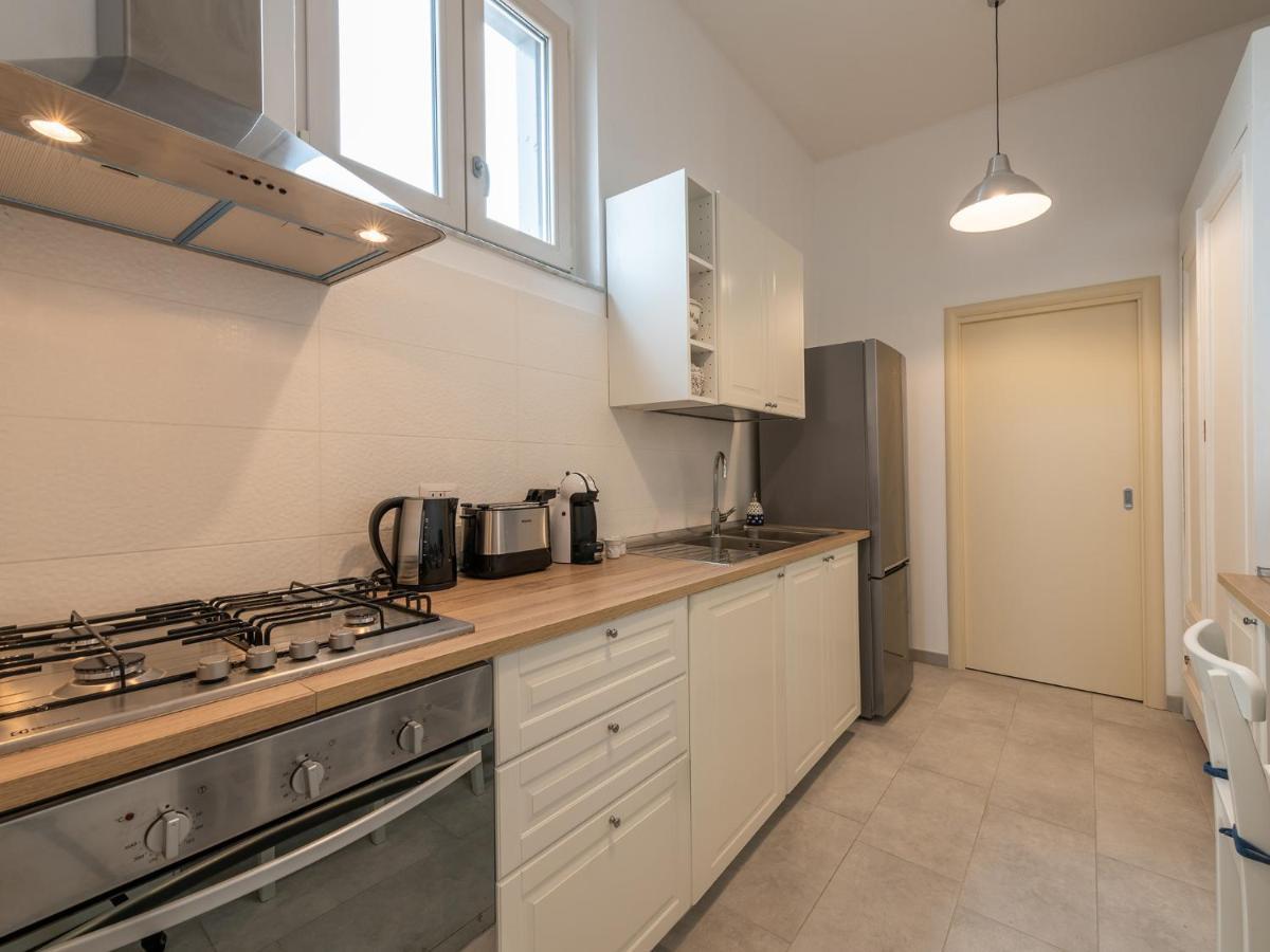 B&B Palazzo Merello 칼리아리 외부 사진