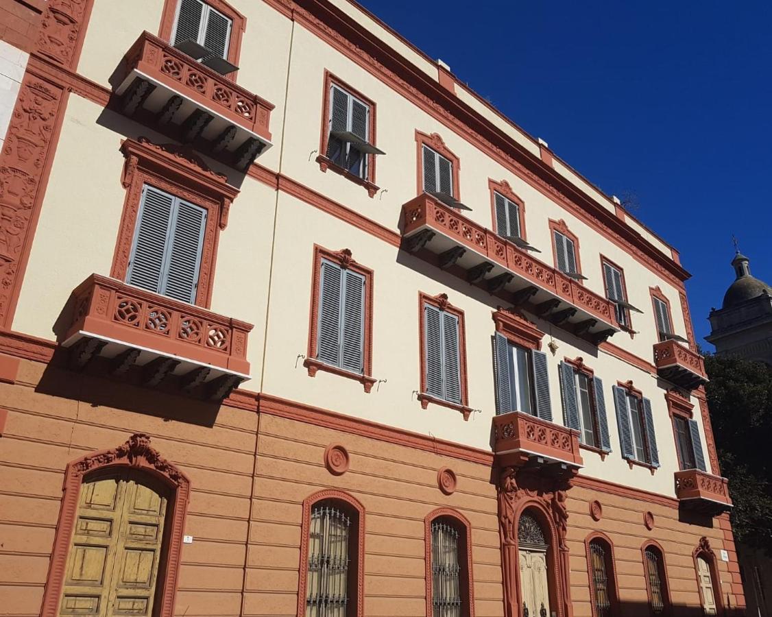 B&B Palazzo Merello 칼리아리 외부 사진