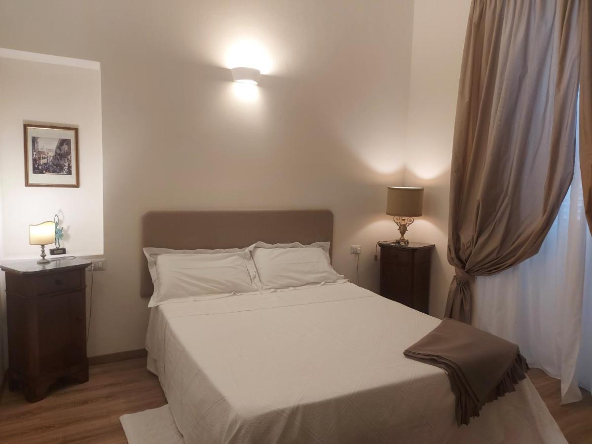 B&B Palazzo Merello 칼리아리 외부 사진